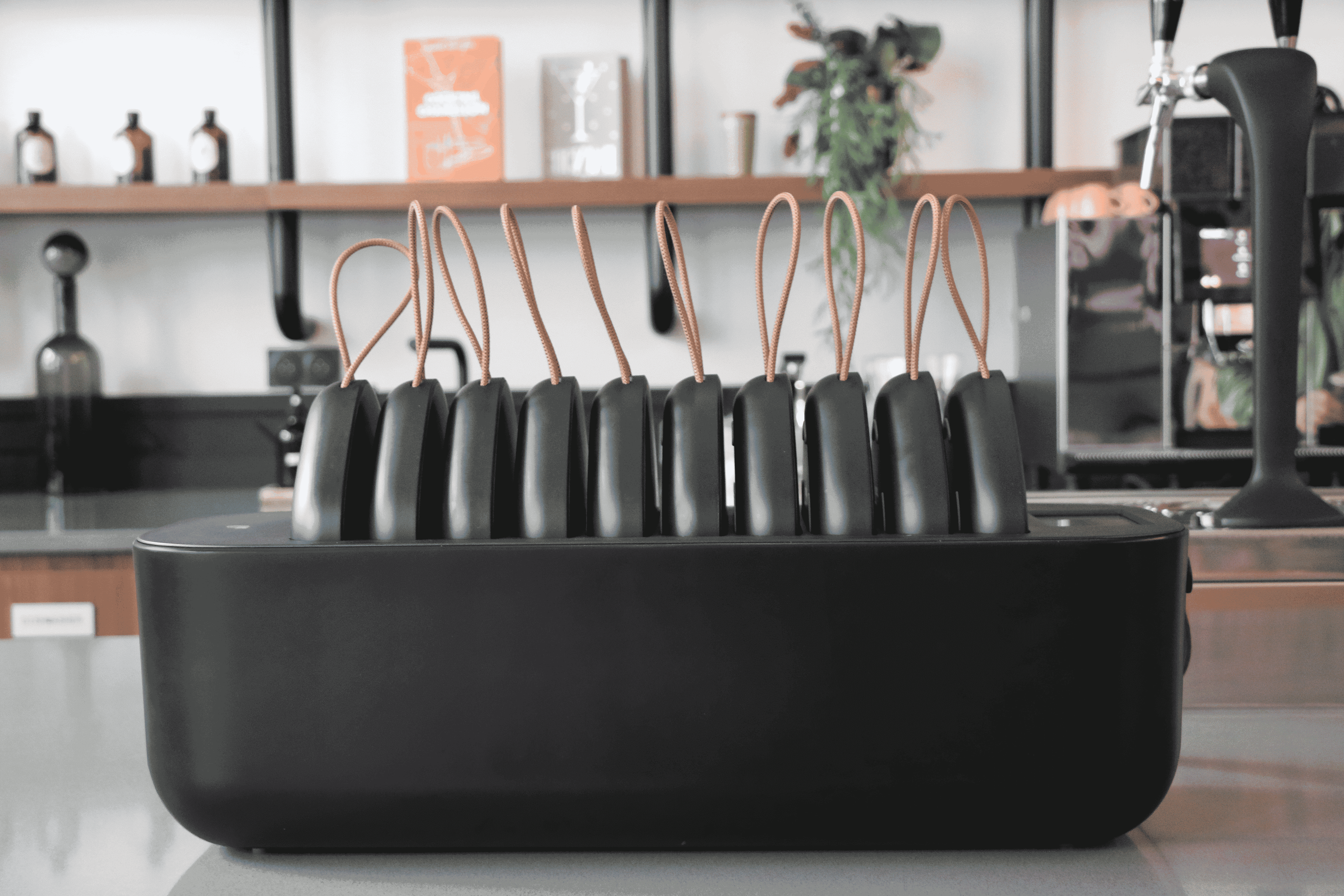 Station de charge osol Base Matte Black