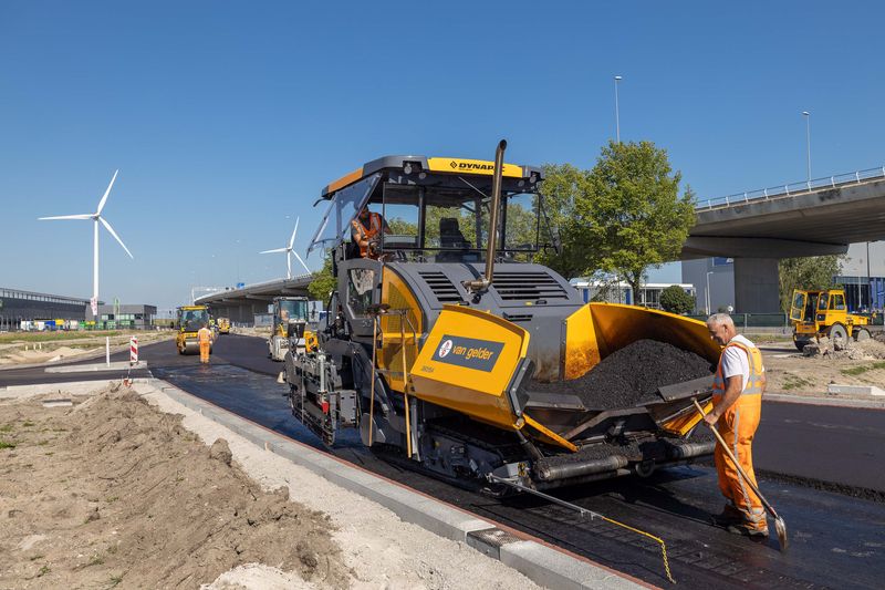 Als full-service partner hebben we alle expertise in huis om landelijk grote en kleine, eenvoudige en complexe projecten te realiseren.