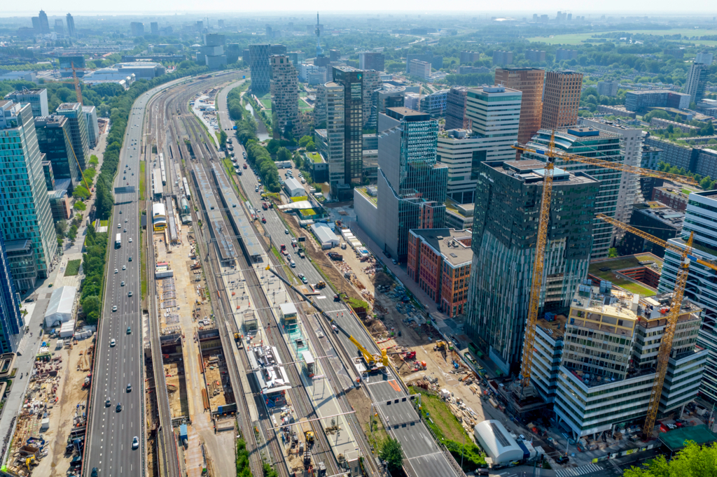 Van Gelder werkt aan prachtige projecten zoals de vernieuwing van de OV Terminal Amsterdam-Zuid
