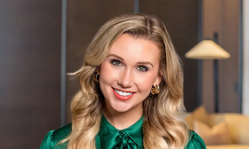 Emily Komarczyk, MD