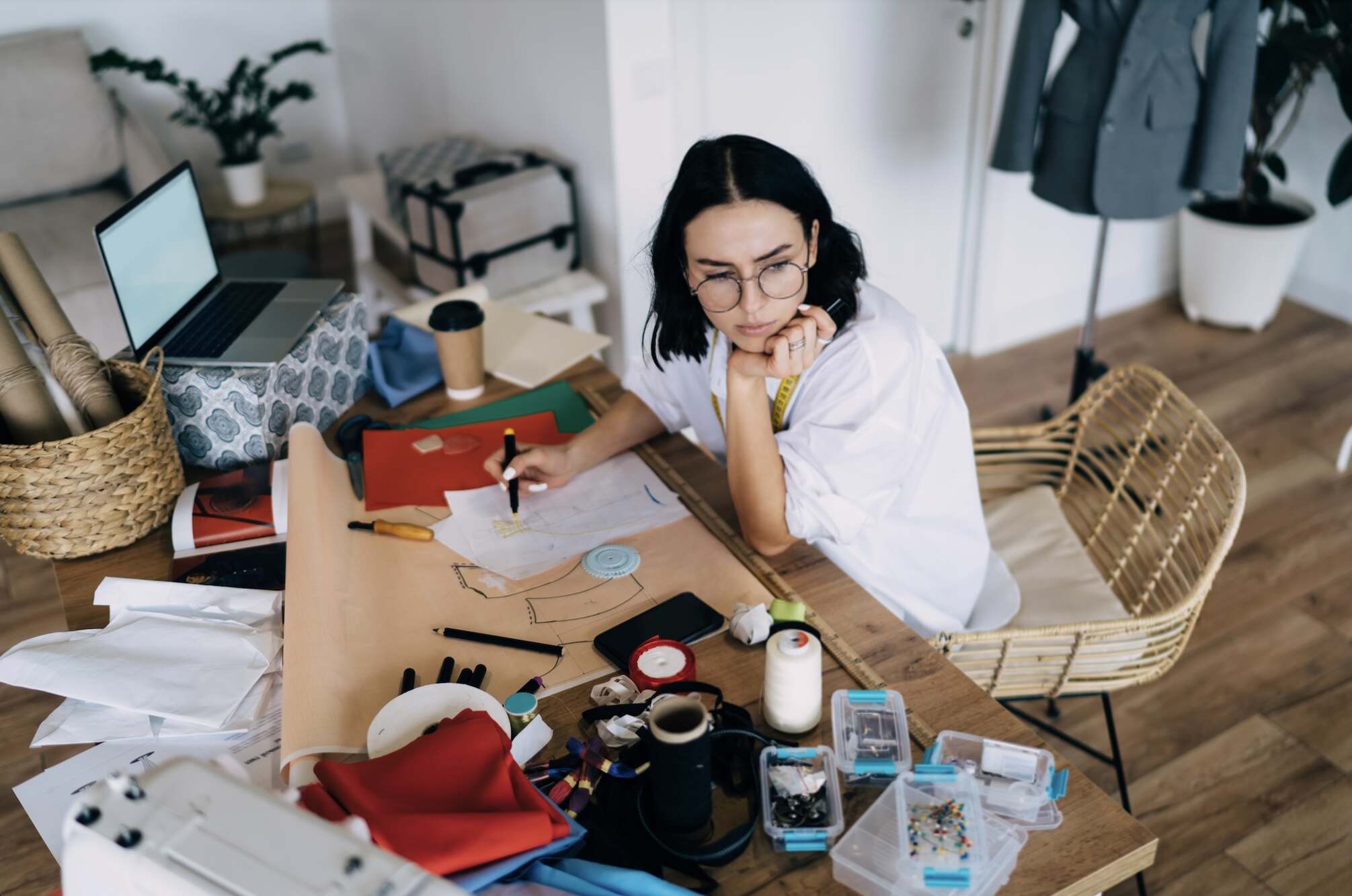 ADHD in women is often missed for years. A psychiatrist explains why it's overlooked, how it looks, and how it's diagnosed in adults.