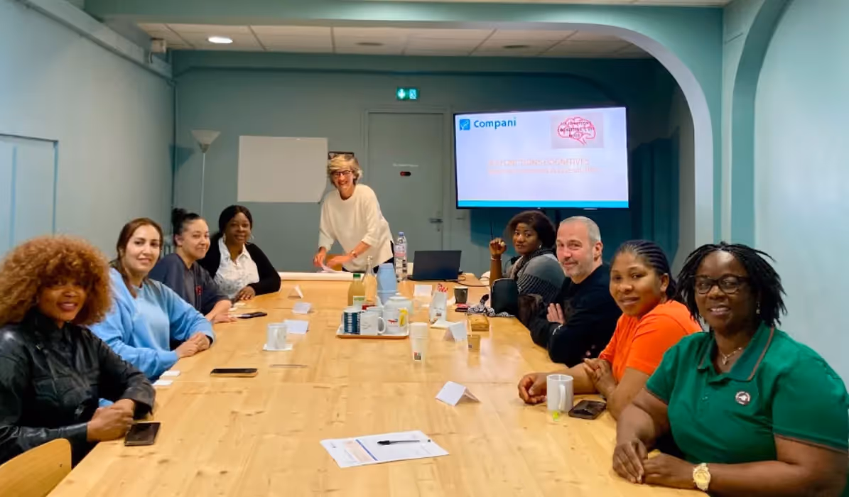 Communiquer avec une personne âgée atteinte de troubles cognitifs