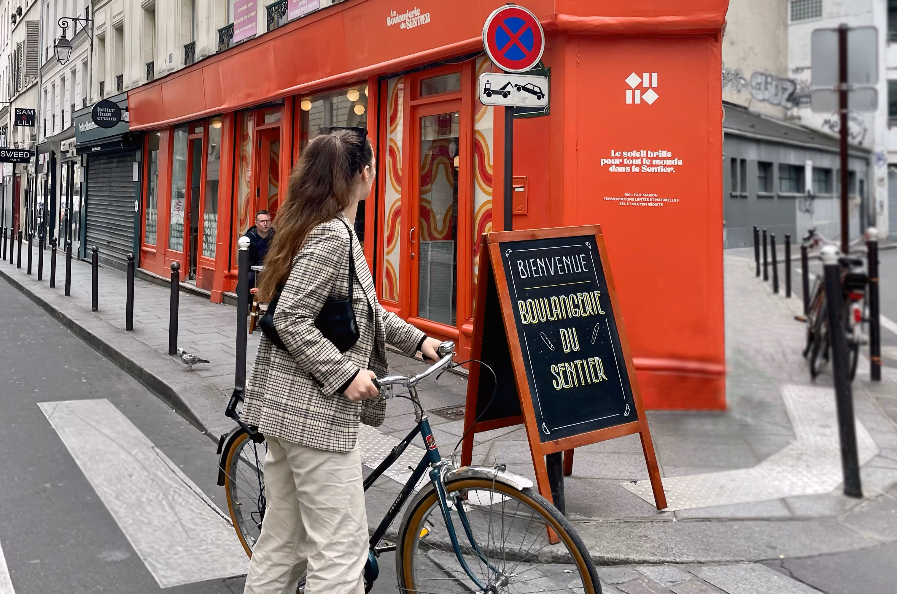 Private E-Bike Tour: Paris Famous Landmarks and Picnic