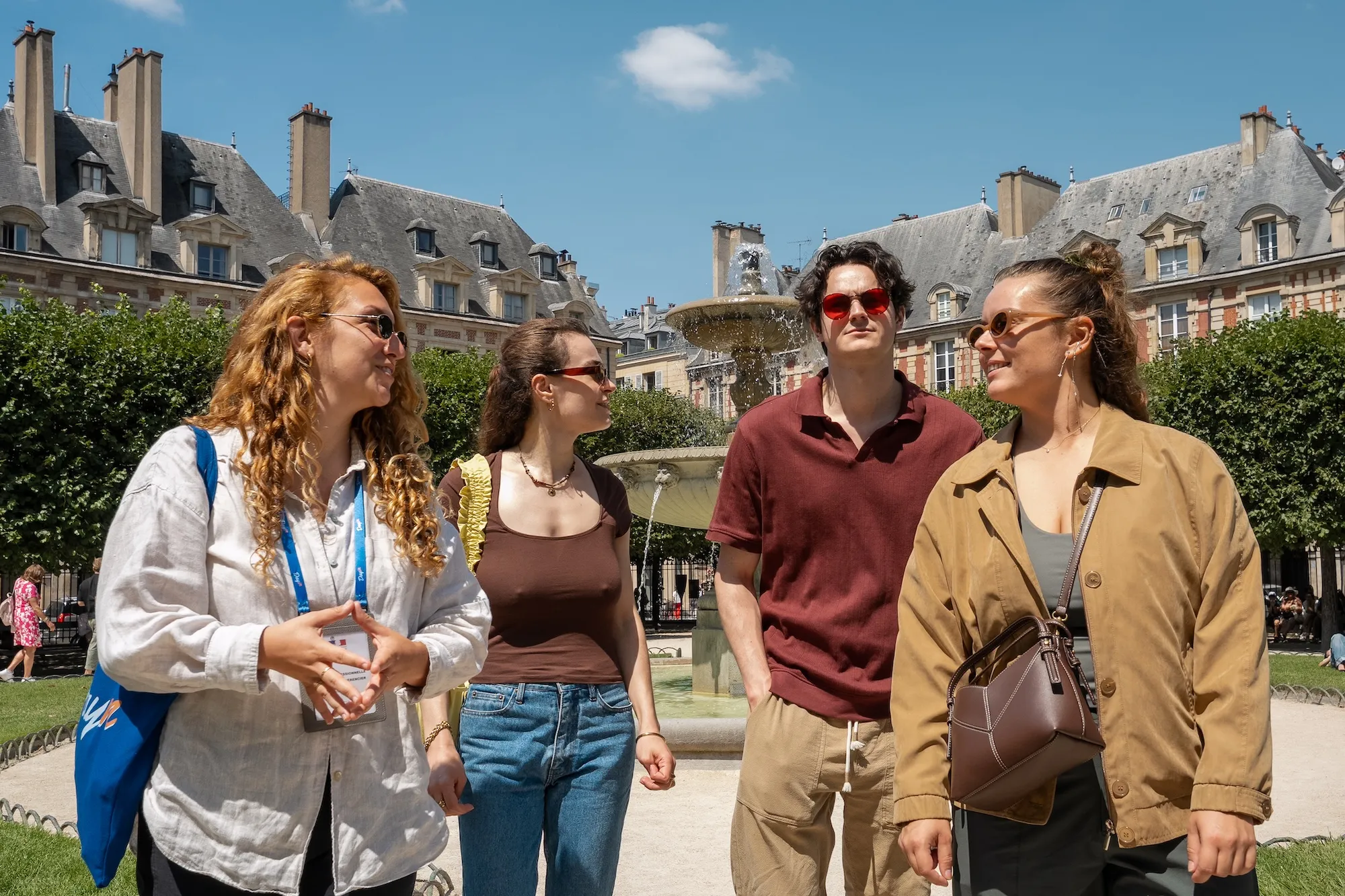 Le Marais Exclusive Walking Tour: Trendy Paris and Hidden Gems