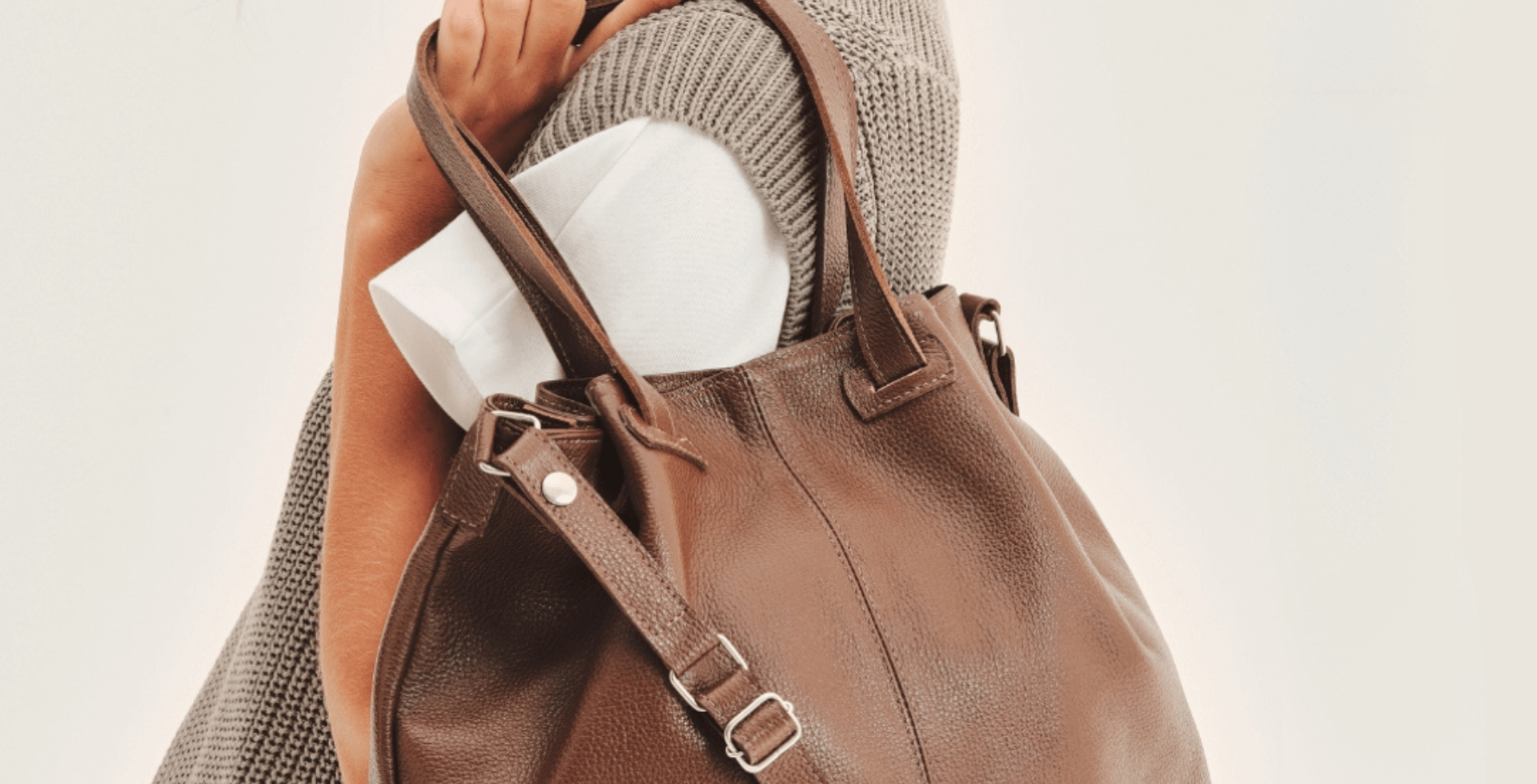 Bolsas femininas em atacado: estilo e funcionalidade que conquistam clientes