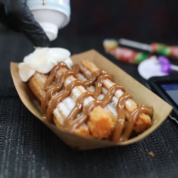 Food truck caravan
