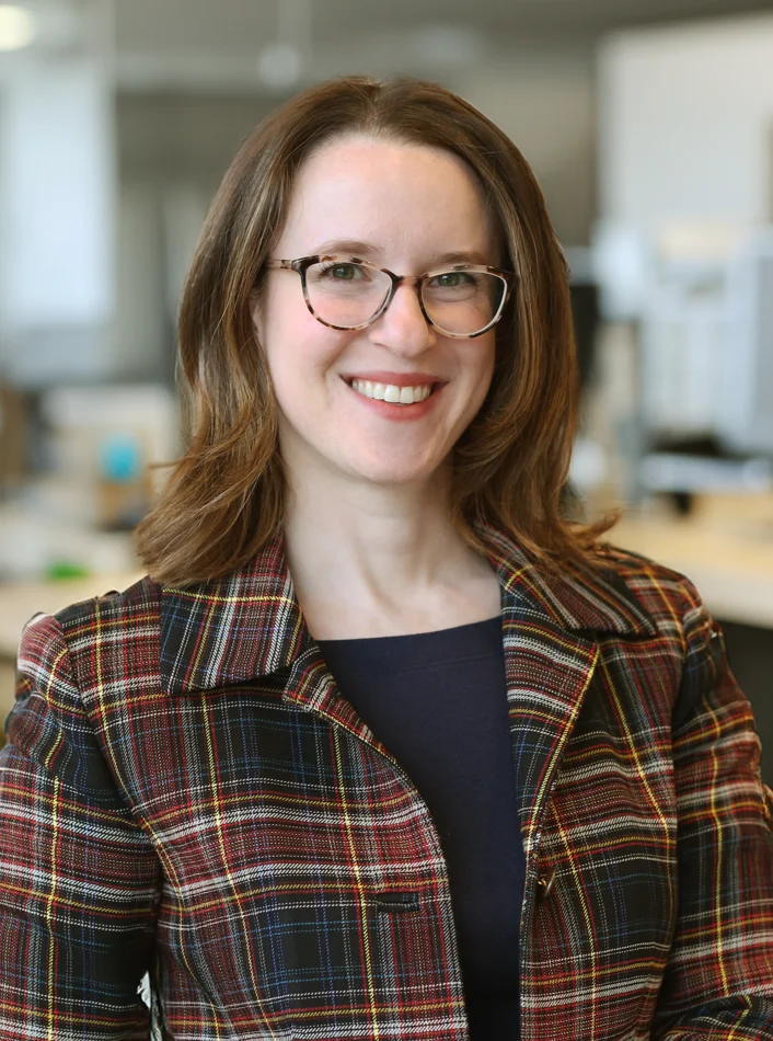 Nicole Sakin McNeill 