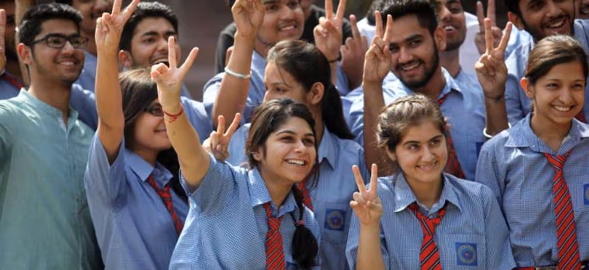 CBSE tightens rules for changing schools in Classes 10 and 12; check  documents required for students seeking transfer