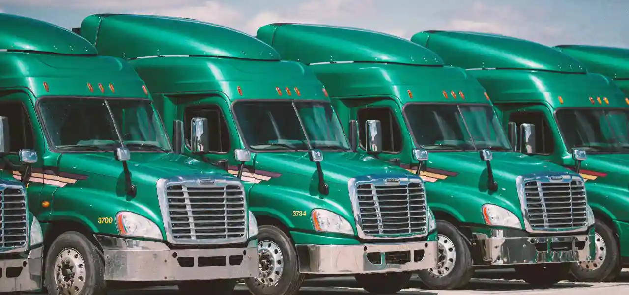 The Role Of Heavy-Duty Truck Wraps And Decals In Fleet Management