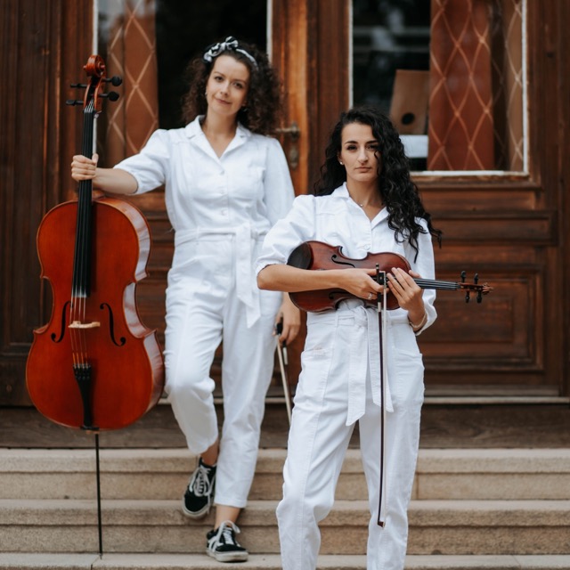 String Duo, Unique Art Agency