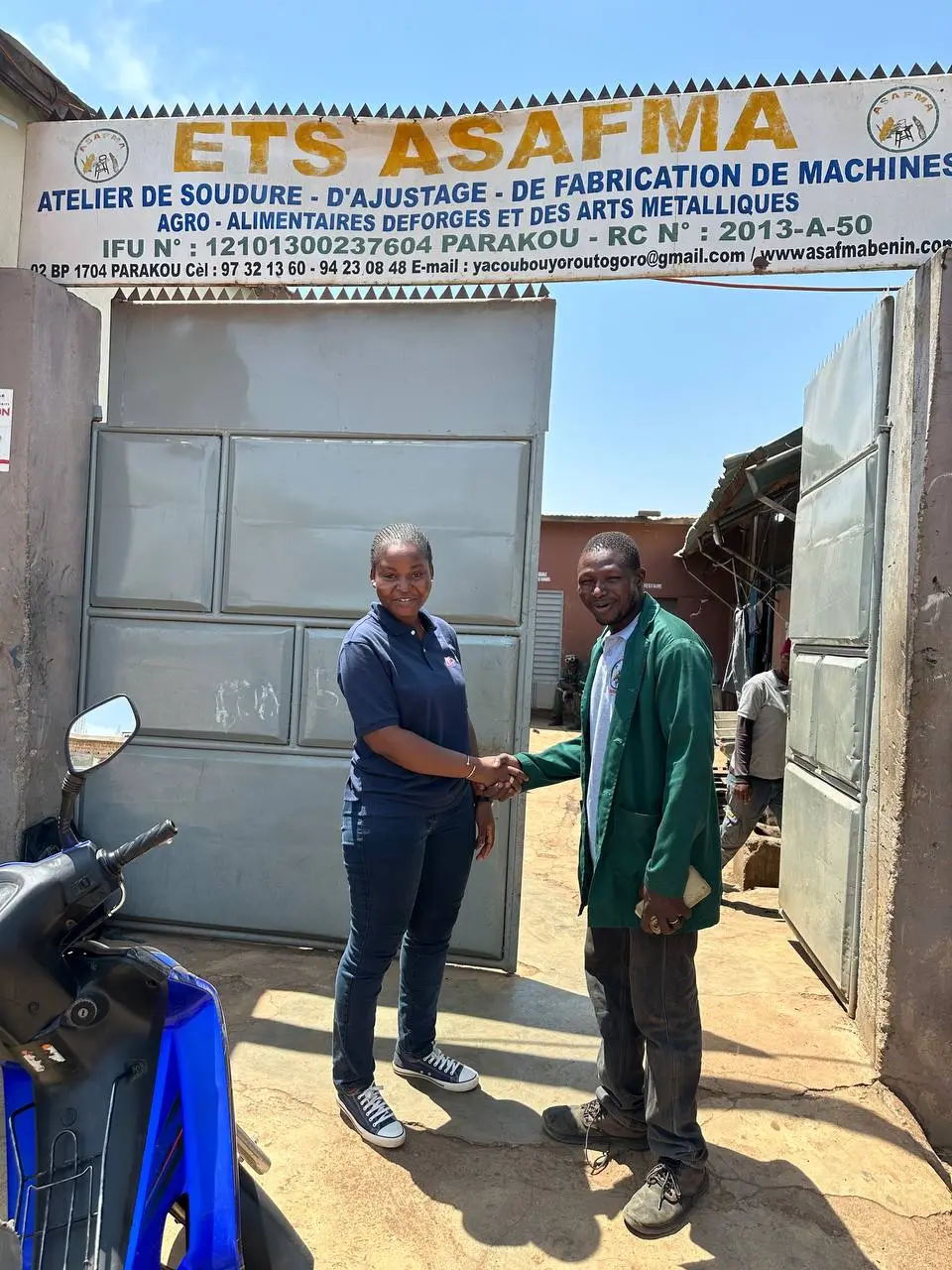 Chef projet ABC Benin (Tatiana Dougba) et le Dirigeant de ASAFMA (Yorou Togoro)