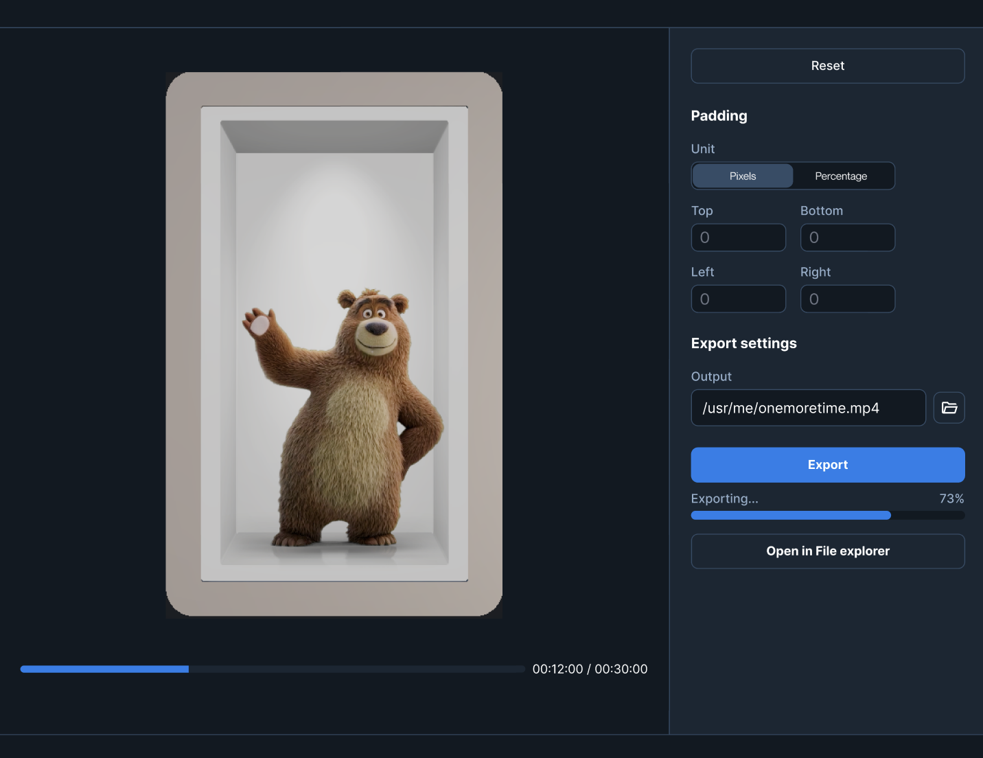 Showing how to prepare content for Hololuminescent™ Display (HLD) using Green screen / chroma key as a colored background  for the content which is a brown upright CGI bear 