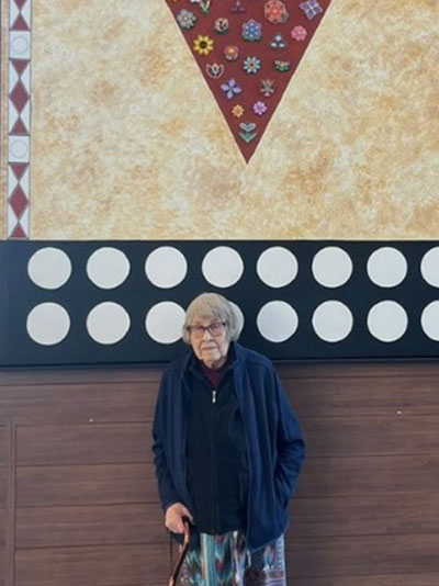 Sophie Tail Feathers