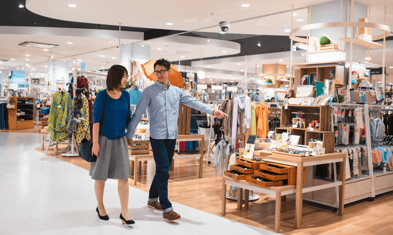 shopping center real-time video monitoring