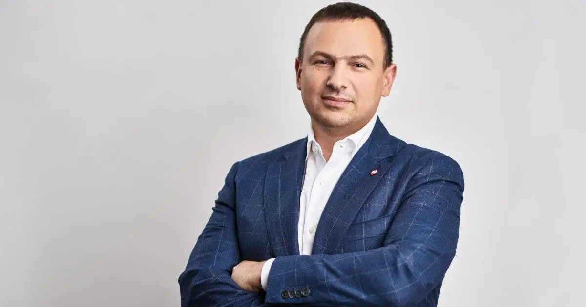 Володимир Поперешнюк, Директор Нова Пошта