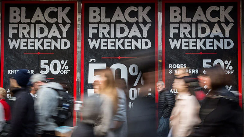 Small businesses need to operate within a tight budget to have a successful Black Friday sale.