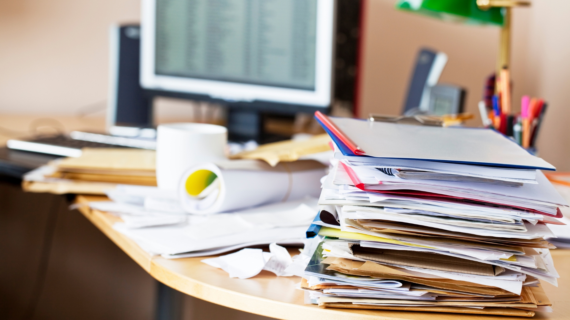 Un tiroir bien rangé de salle de bain