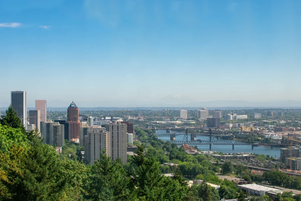 A view of Portland, Oregon from a high point.