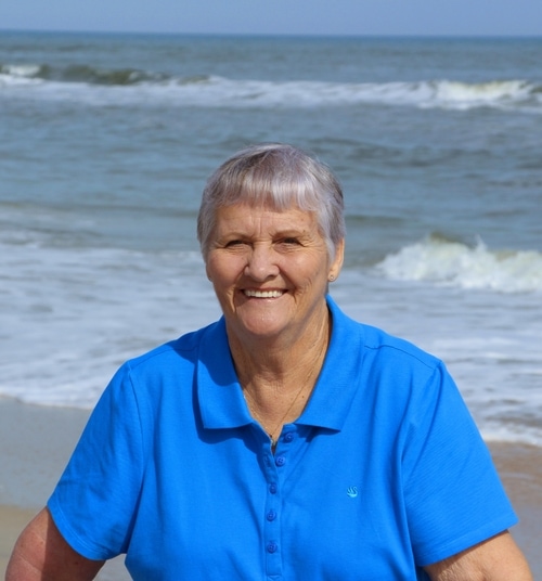 Carolyn "Carrie" Cloud