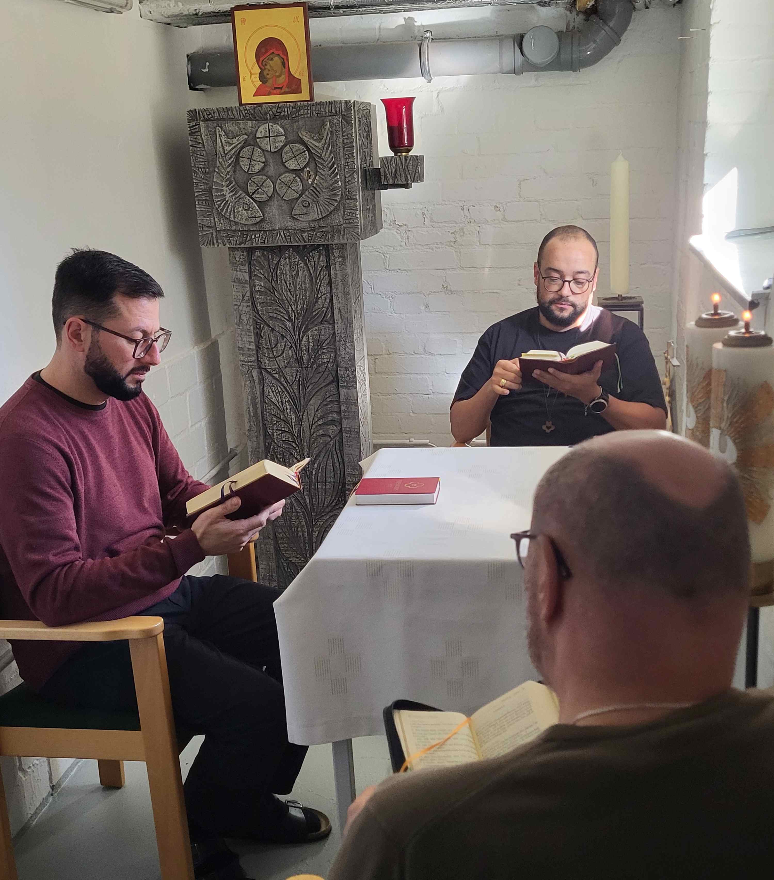 Wir sind Herz-Jesu-Priester in Berlin und sind da um Menschen zu begleiten, um ihnen beizustehen und mit Ihnen Glauben heute zu leben