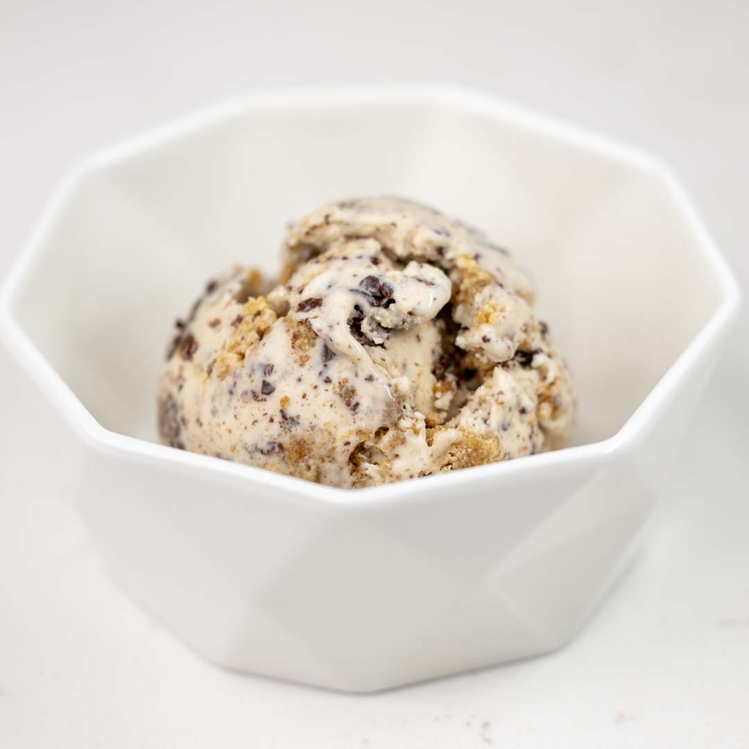 Creamy Graham Slam Ice Cream featuring rich buttery graham cracker flavor by CREAMARIE.