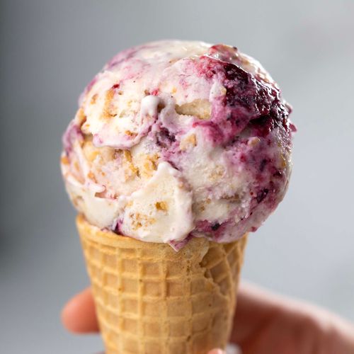mixed berry ice cream
