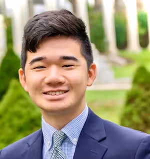 Alexander Sun's headshot