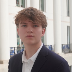 Gavin Poore's headshot