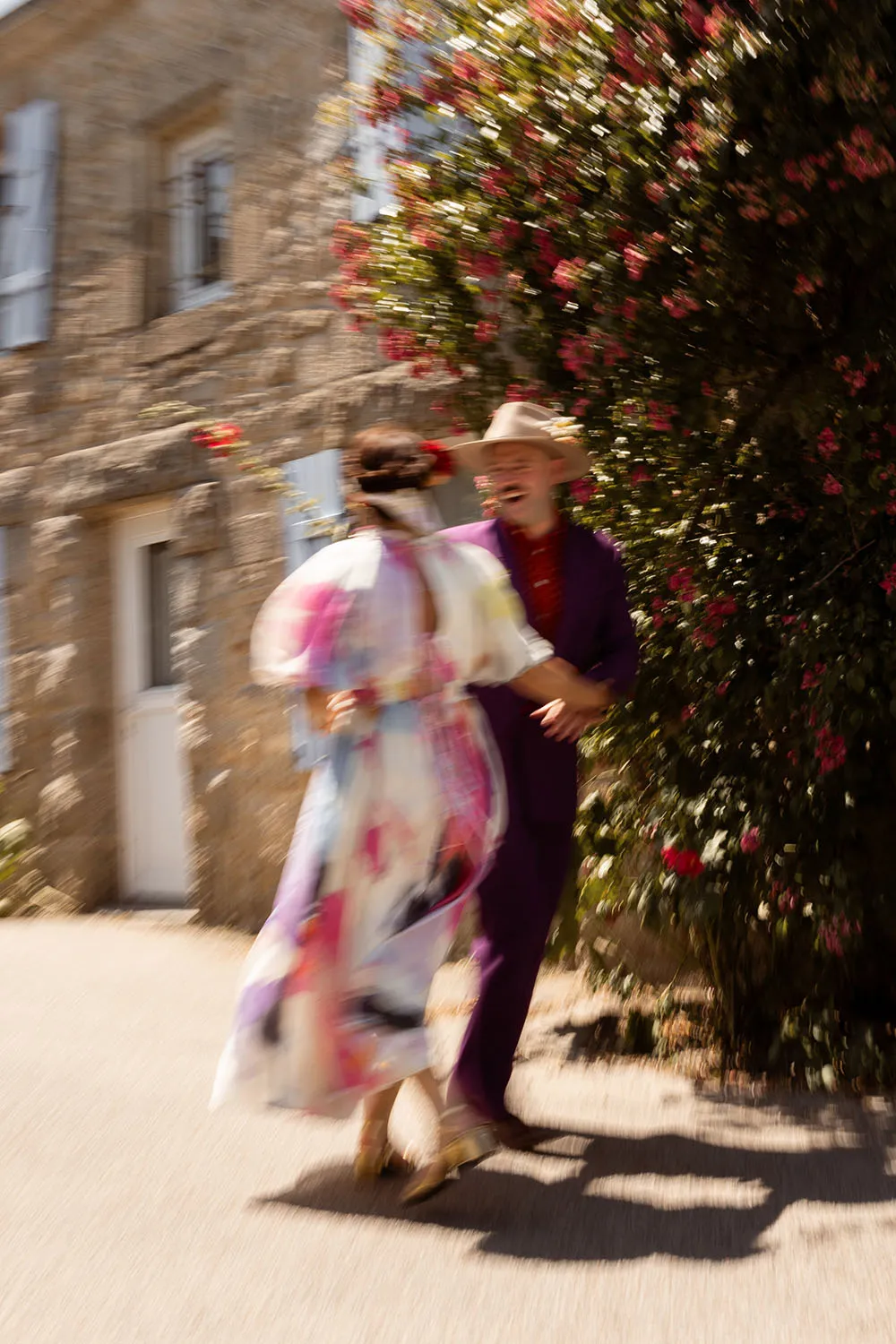 Photo mariage, séance couple lifestyle flou artistique