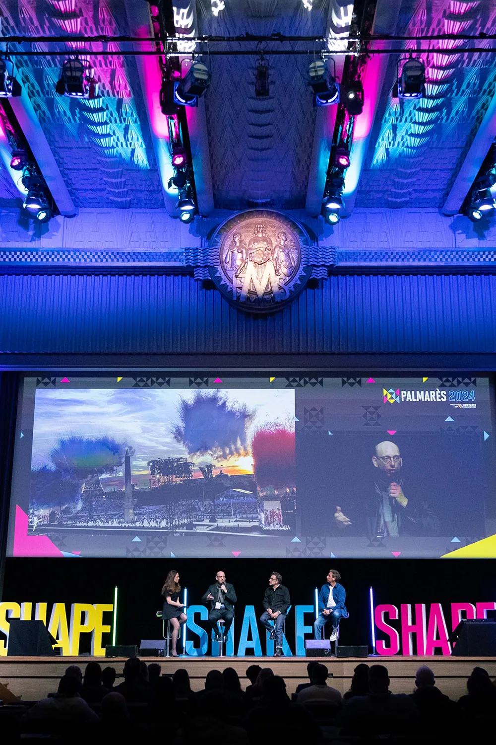 Photographie événementielle : conférence GSW sur scène, réalisée à Paris.