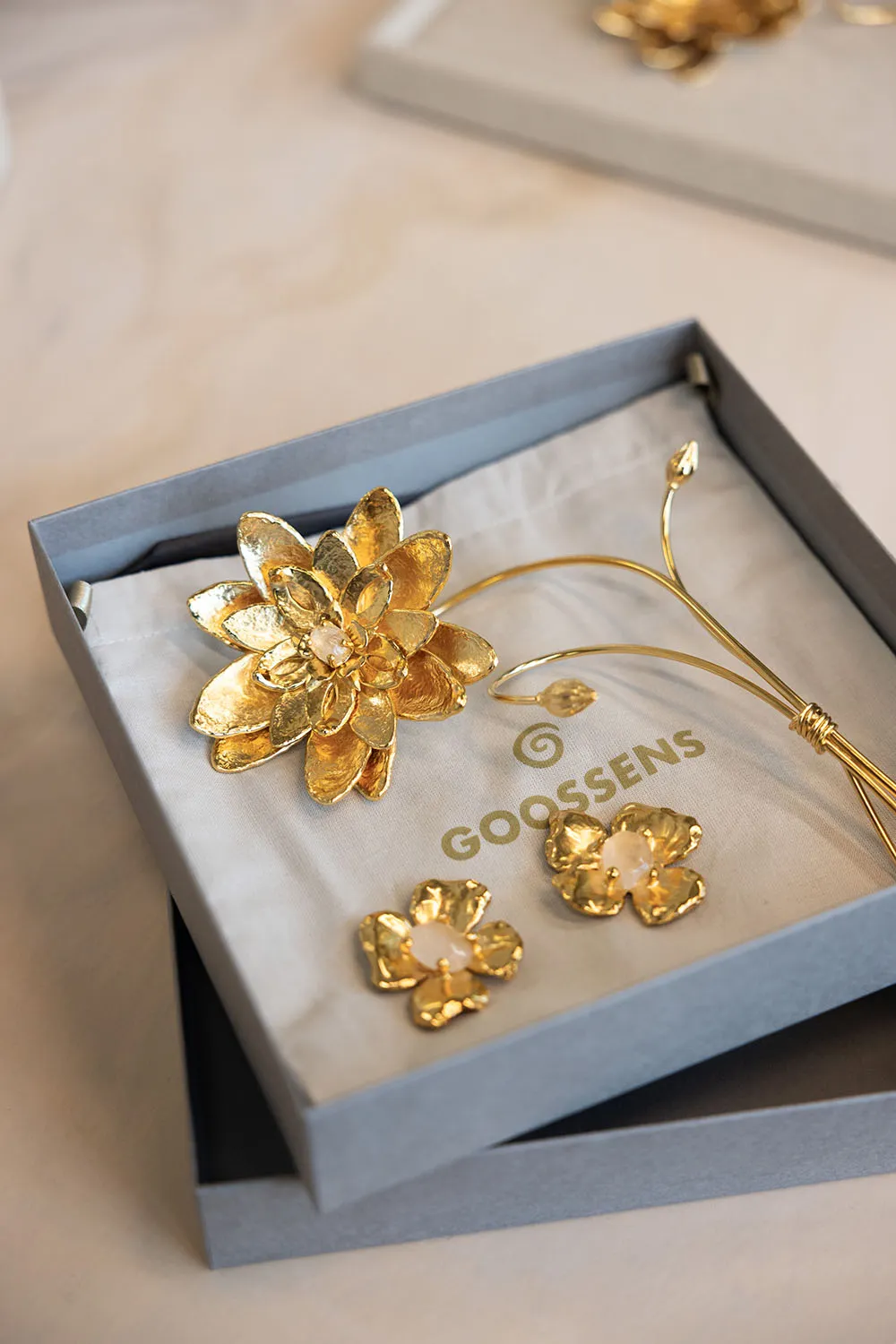 Photographie événementiel, masterclass VIP, personnalisation de bijoux/broches