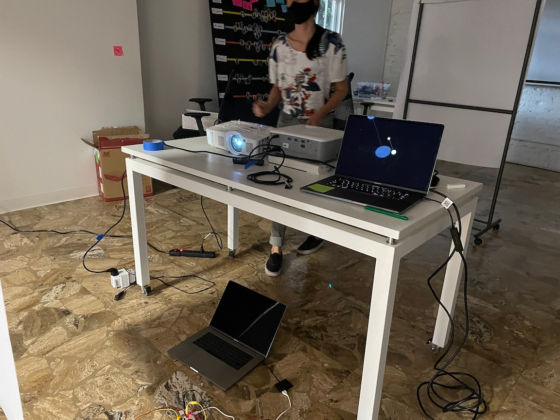 Setting up the projector