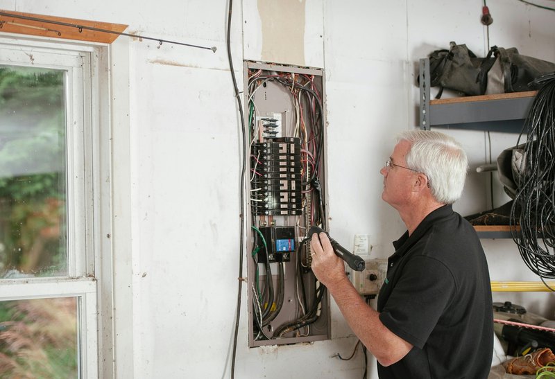 Insurance claim advocate