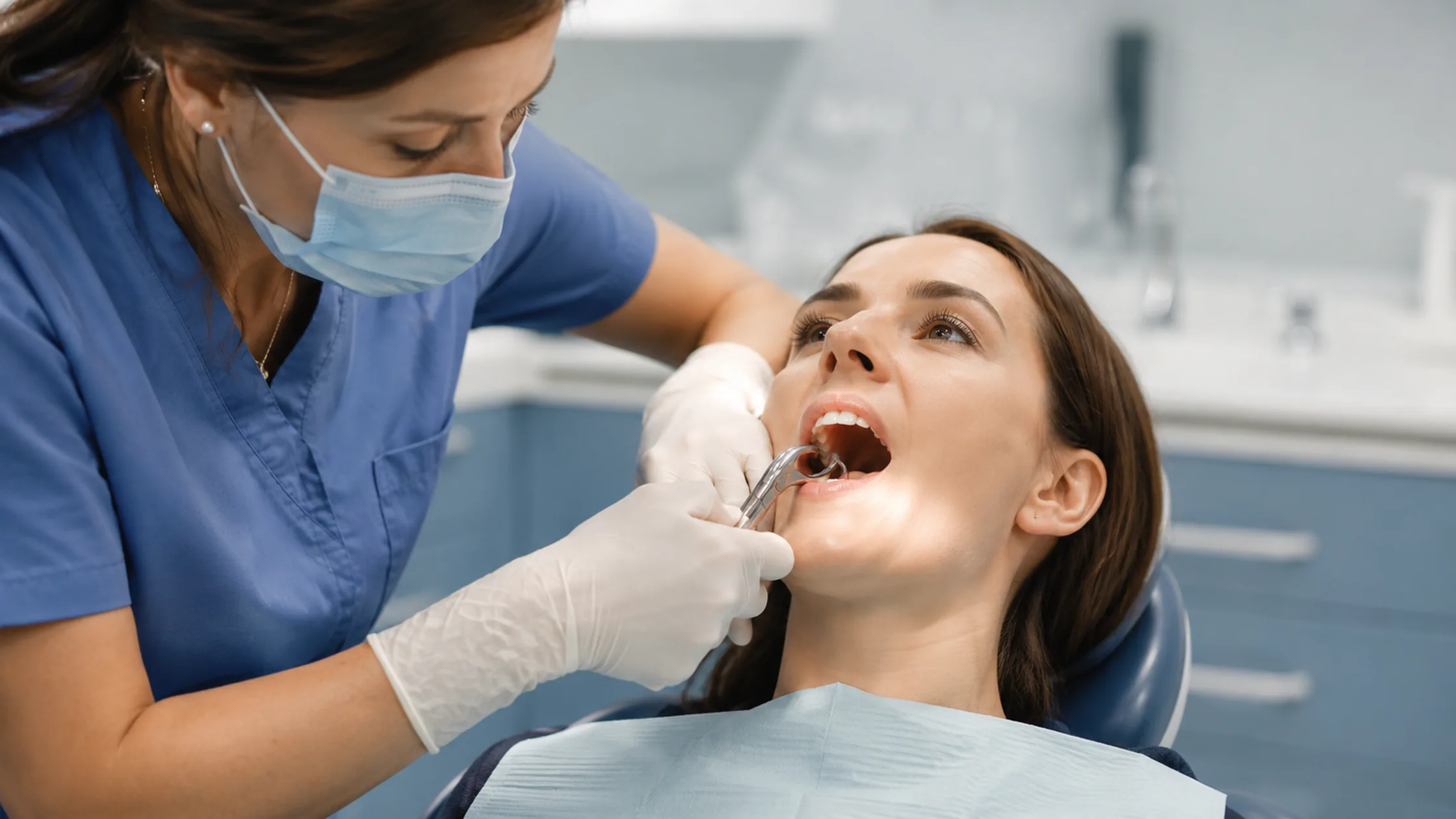 Professional tooth extraction in South Austin - TX for damaged and problematic teeth