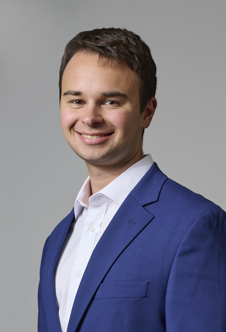 Gene Pal, Paragon Capital Management LLC Wealth Advisor and Planner smiling for the camera.