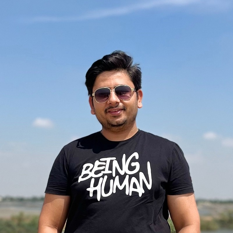 Dennis Ahuja photo