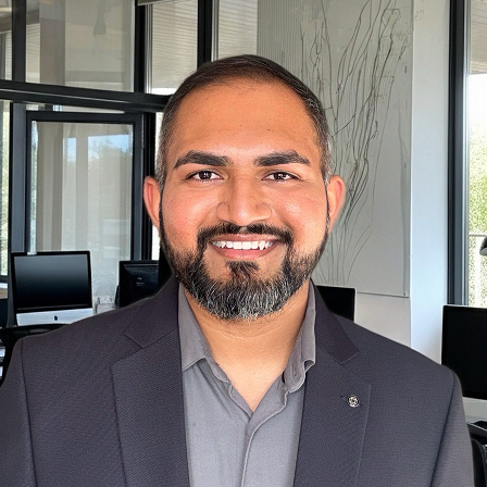 Akshay Siroya