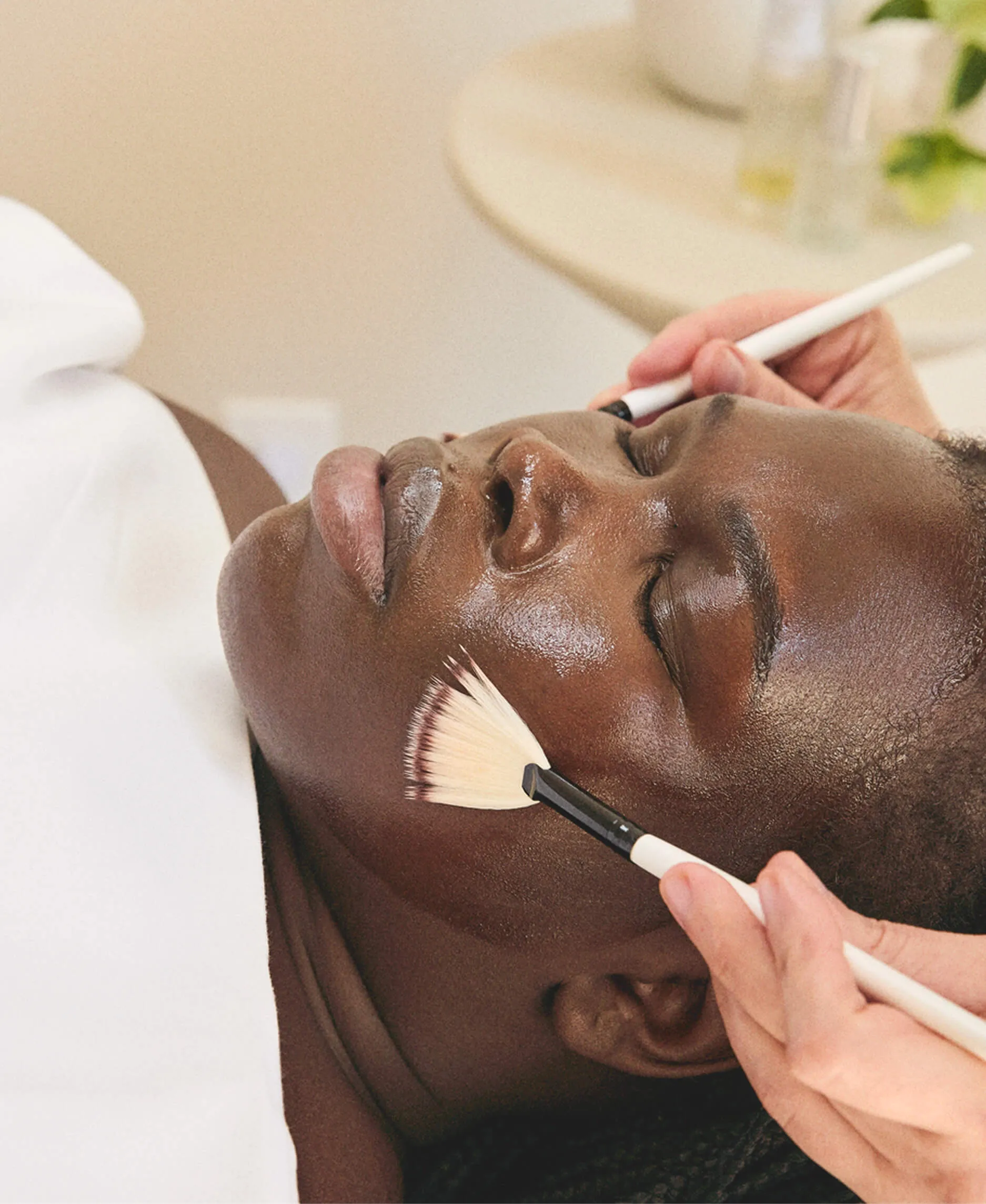 Picture of the side of woman’s face