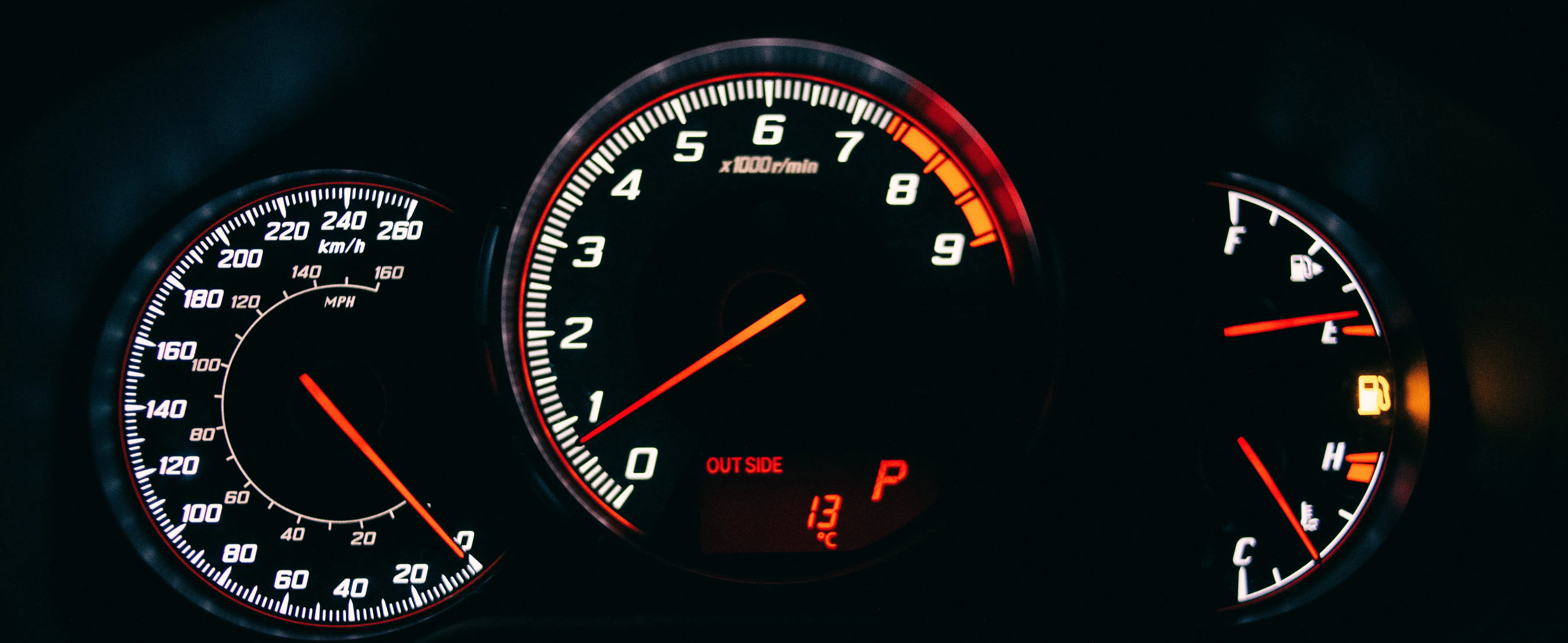 medidos de gasolina coche