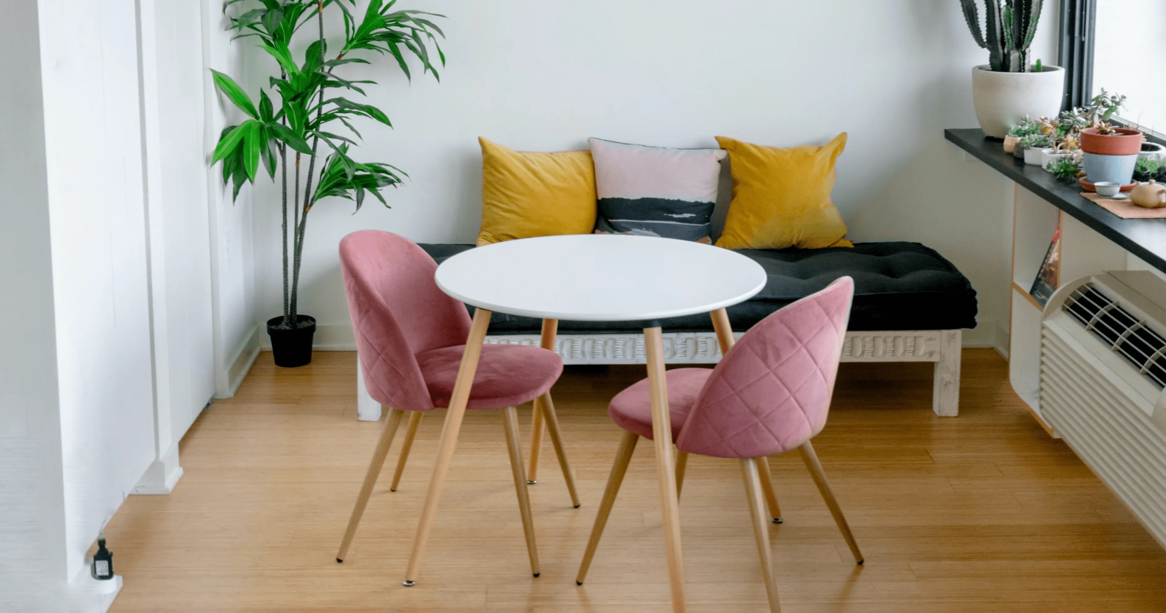 salon de una casa amueblada