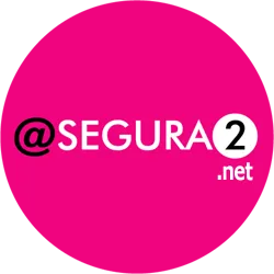 Logotipo de Asegura2 con fondo rosa, destacando el texto "@SEGURA2.net" en blanco y negro.