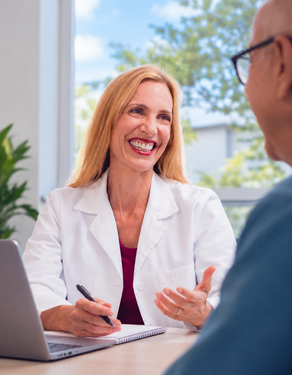 Rewind Obesity Specialist Physician talking with a member