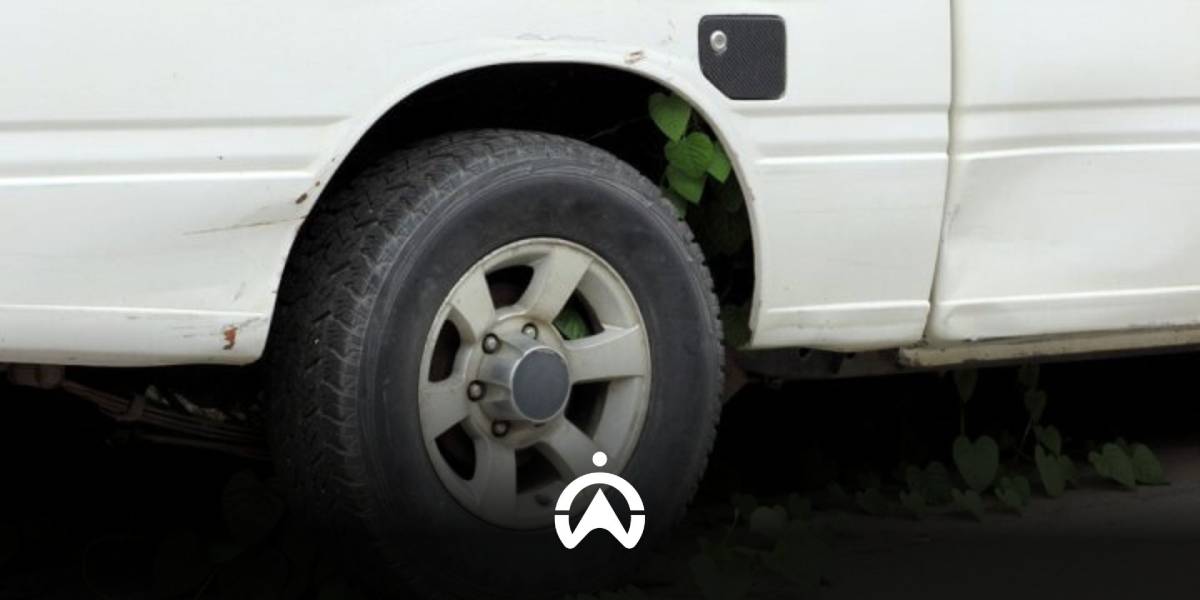 ปล่อยให้รถจอดนานเกินไปจะส่งผลเสียอย่างไร