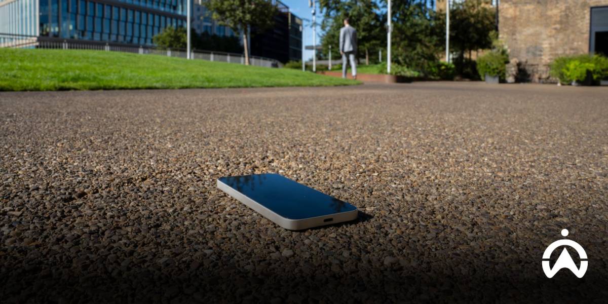 โทรศัพท์ไอโฟนหล่นหาย เจ้าของไม่รู้ตัว