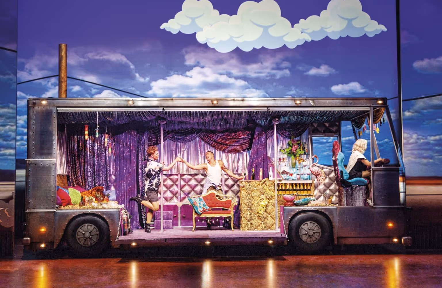 PRISCILLA QUEEN OF THE DESERT