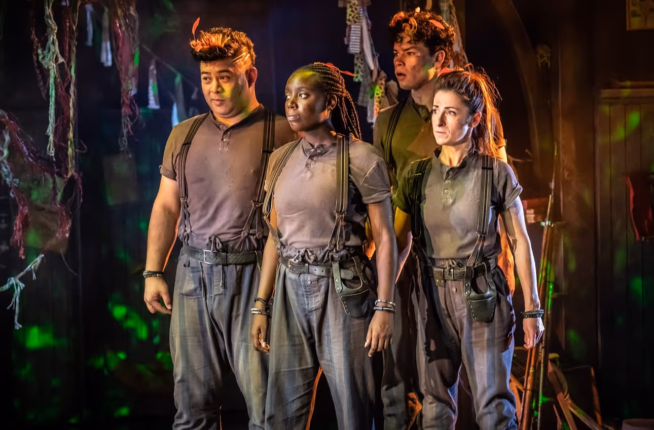 WENDY & PETER PAN