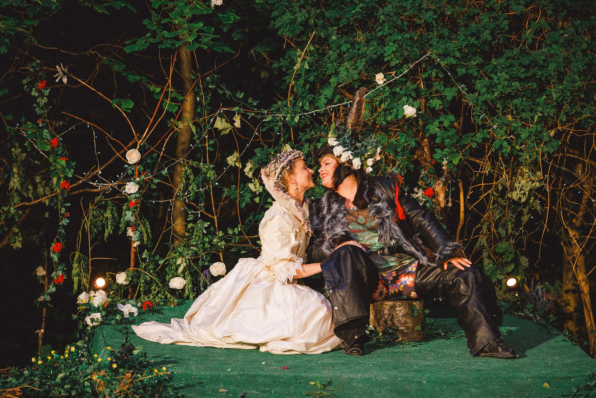 A MIDSUMMER NIGHT'S DREAM - photo Matt Periera