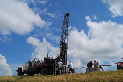 Mobile Drilling Manager Danny Hines Accepts NDA Member Safety Award