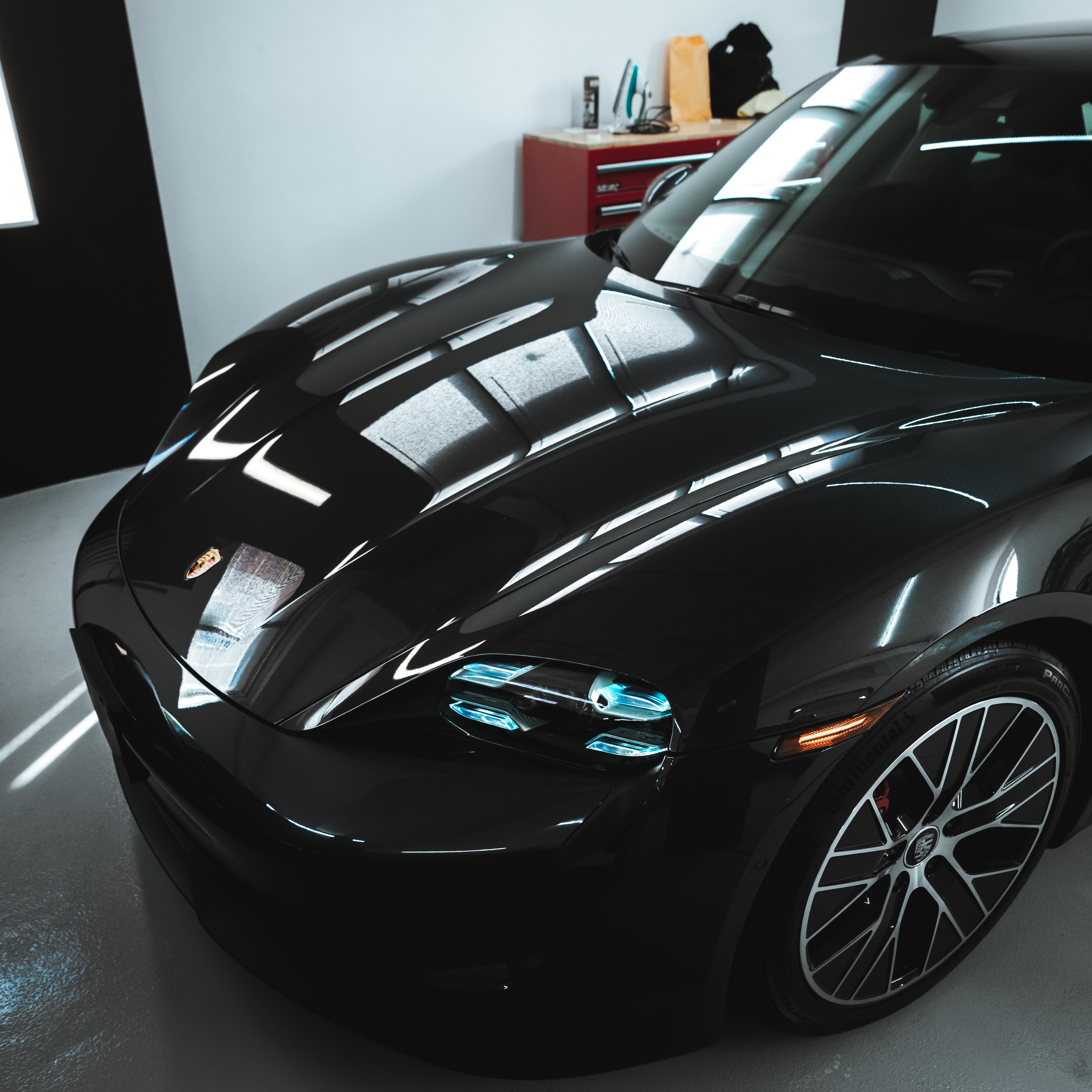 polished car