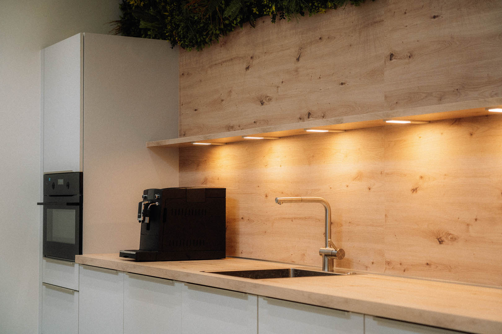 Standortbild Reinickendorf Räume und Austattung - Flur Kaffee